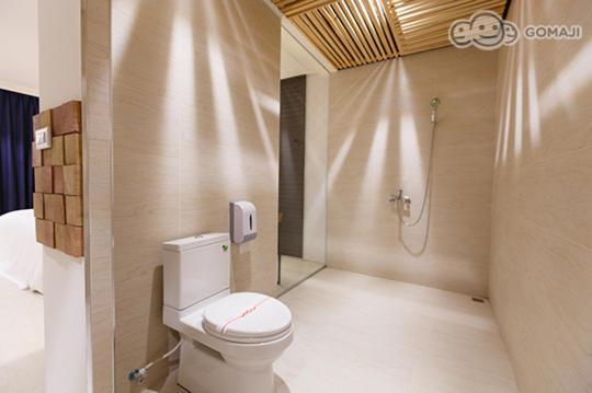 ロッポンギ モーテル Pingtung エクステリア 写真